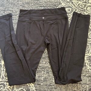 💕Lululemon straight leggings size 6